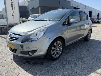 Avarii autoturisme Opel Corsa 1.4-16V \'111\' Edition 2010/10