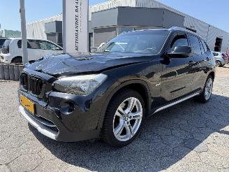 krockskadad bil auto BMW X1 18I M automaat 2010/4