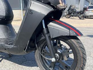 Peugeot  Kisbee picture 11