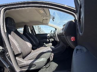 Peugeot 108 1.0 e-VTi Active picture 15