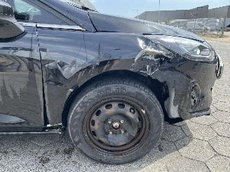 Ford Fiesta 1.0 EcoBoost Hybrid Titanium picture 9