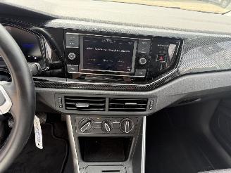 Volkswagen Polo 1.0 TSI Life picture 18