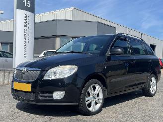 Damaged car Skoda Fabia Combi 1.6-16V Sport 2009/1