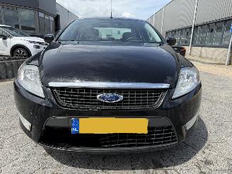 Ford Mondeo 1.6-16V Trend picture 2