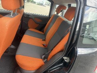 Fiat Panda 1.2 Emotion picture 8