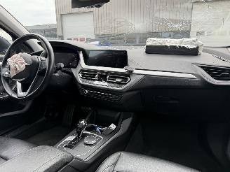 BMW 1-serie 118i High Executive AUTOMAAT picture 12