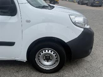 Renault Kangoo 1.5 Blue dCi 95 Comfort Maxi picture 9