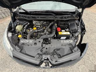 Renault Captur 0.9 TCe Expression picture 8
