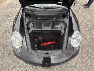 Porsche 911 3.6 Turbo picture 7