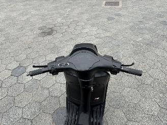 Vespa  Sprint 4T Sport picture 7