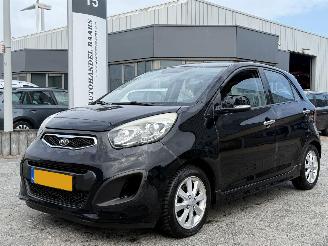 Schadeauto Kia Picanto 1.0 CVVT Super Pack 2012/5