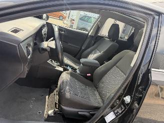 Toyota Auris 1.8 Hybrid AUTOMAAT picture 10