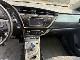Toyota Auris 1.8 Hybrid AUTOMAAT picture 19