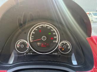 Volkswagen Up! 1.0 high up! picture 18