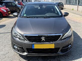 Peugeot 308 SW 1.6 BlueHDI Blue Lease Executive picture 2