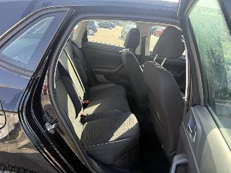 Volkswagen Polo 1.0 TSI Life picture 12