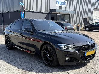 BMW 3-serie 318i Edition M Sport Shadow High Executive picture 3