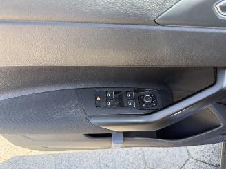 Volkswagen Polo 1.0 TSI R-Line Business picture 14