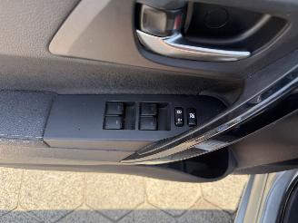 Toyota Auris Touring Sports 1.8 Hybrid Lease pro picture 14