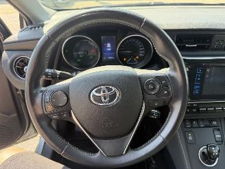 Toyota Auris Touring Sports 1.8 Hybrid Lease pro picture 15