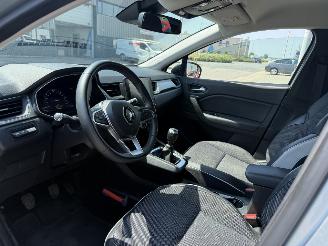 Renault Captur 1.0 TCe 90 Intens picture 16