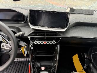 Peugeot 208 1.2 Hybrid 110 e-DCS6 Allure picture 19