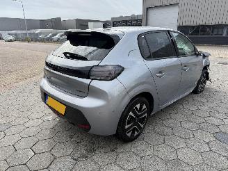  Peugeot 208 1.2 Hybrid 110 e-DCS6 Allure 2026/3