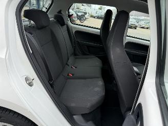 Volkswagen Up! 1.0 BMT move up! picture 12