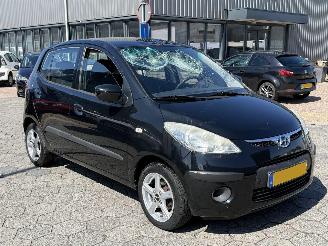 Hyundai I-10 1.1 Dynamic picture 3