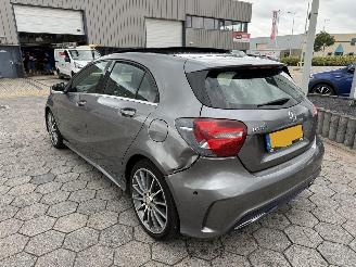 Mercedes A-klasse Automaat Panoramadak 180 Ambition picture 11