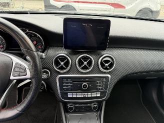 Mercedes A-klasse A180 AMG PANO AUTOMAAT picture 25