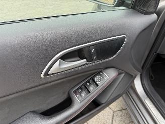 Mercedes A-klasse A180 AMG PANO AUTOMAAT picture 15