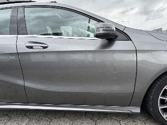 Mercedes A-klasse A180 AMG PANO AUTOMAAT picture 11