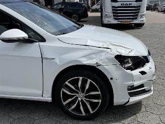 Volkswagen Golf 1.2 TSI Comfortline PANO picture 9