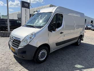 Schade bestelwagen Opel Movano 2.3 CDTI L2H3 2015/10