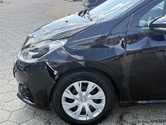 Peugeot 208 1.2 PureTech Blue Lion picture 8
