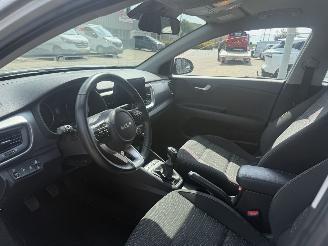 Kia Stonic 1.0 T-GDi MHEV DynamicLine picture 12