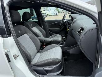 Volkswagen Polo 1.2 AUTOMAAT TSI Highline picture 17