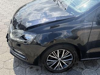 Volkswagen Polo 1.2 TSI Highline AUTOMAAT picture 9