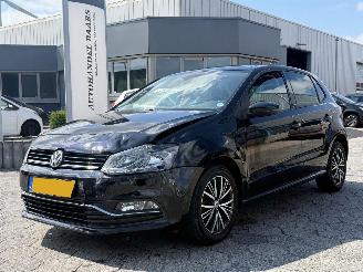 Coche accidentado Volkswagen Polo 1.2 TSI Highline AUTOMAAT 2016/9