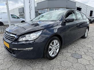 Schadeauto Peugeot 308 SW 1.2 PureTech Active 2015/6