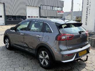 Kia Niro 1.6 GDi Hybrid DynamicLine picture 6