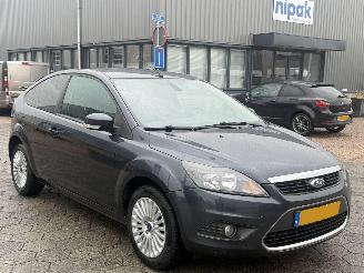 Ford Focus 1.6 Titanium picture 3