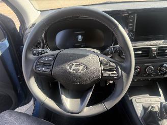 Hyundai I-10 1.0 Premium AUTOMAAT picture 14
