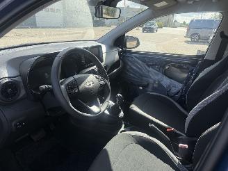 Hyundai I-10 1.0 Premium AUTOMAAT picture 11