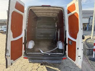 Volkswagen Crafter 35 2.0 TDI L2H1 picture 16