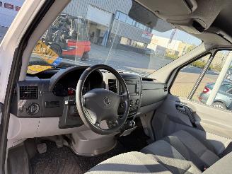 Volkswagen Crafter 35 2.0 TDI L2H1 picture 11