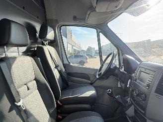 Volkswagen Crafter 35 2.0 TDI L2H1 picture 7
