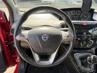 Lancia Ypsilon 0.9 TwinAir Silver picture 17