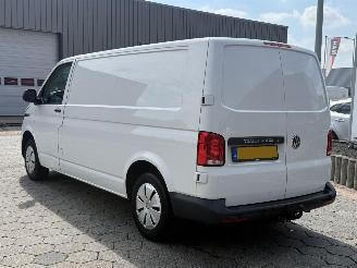 Volkswagen Transporter 2.0 TDI L2H3 28 Comfortline picture 6